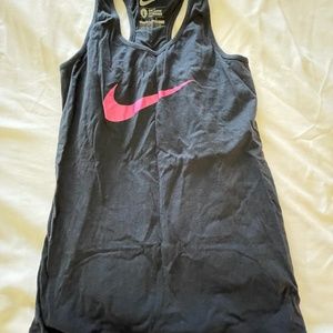 Nike tank